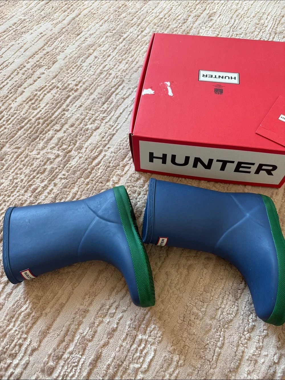 LIKE NEW Hunter Kids Blue Rain Boots with Green Soles Size 12 & Original Box